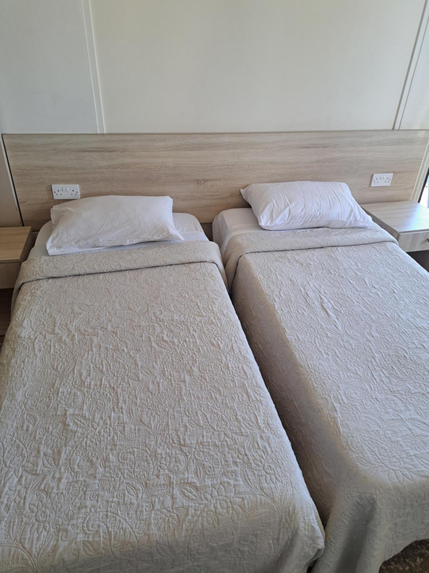 Myriama Apartments ไอยานาปา ภายนอก รูปภาพ
