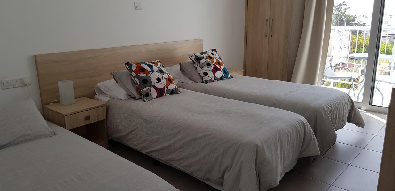 Myriama Apartments ไอยานาปา ภายนอก รูปภาพ